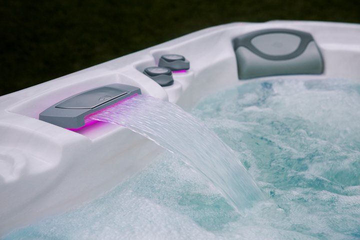 Violet Bath tub