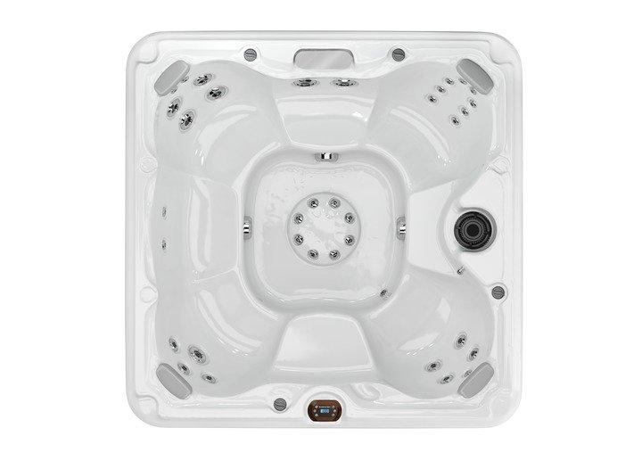 hot tub upper view