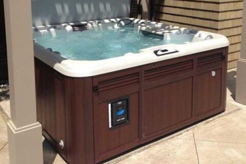 Hot Bathtub