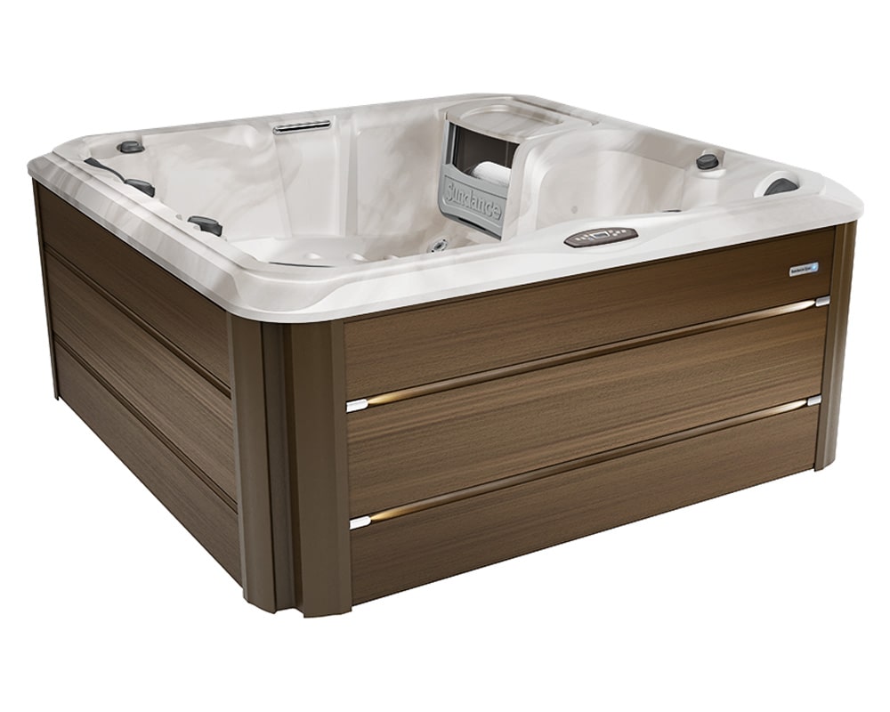 Travertine & Modern Hardwood