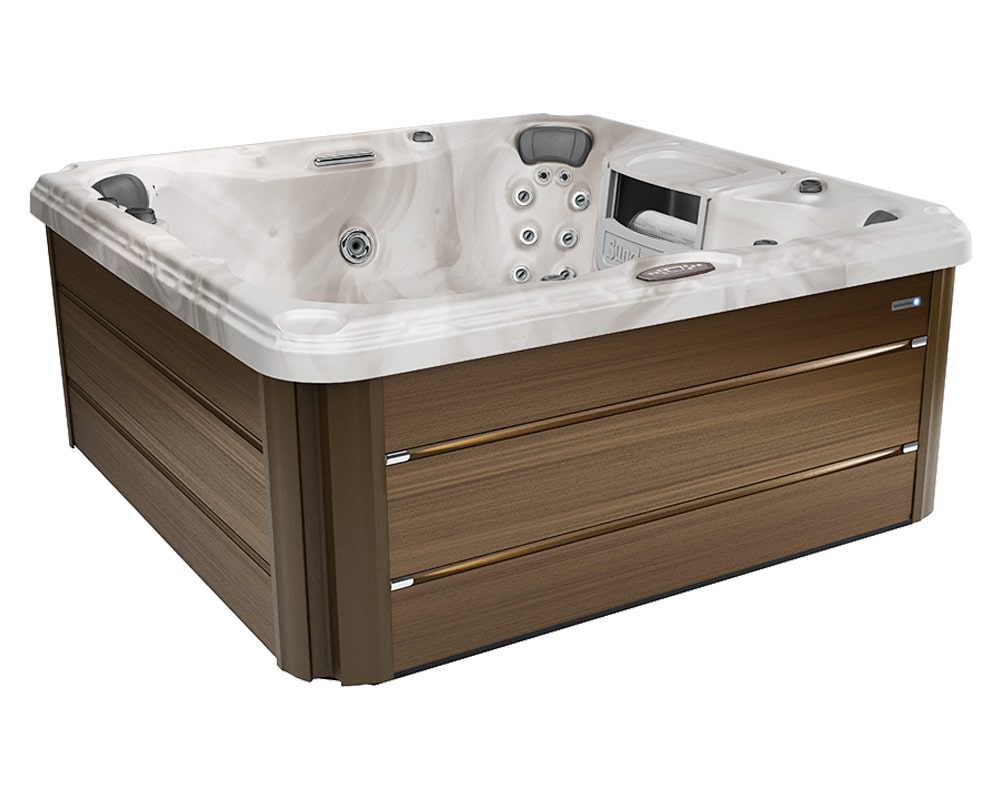 Travertine & Modern Hardwood